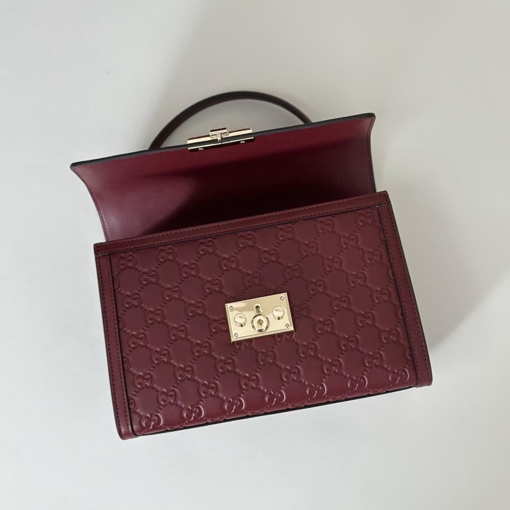 Top Handle Bag Style 148891363