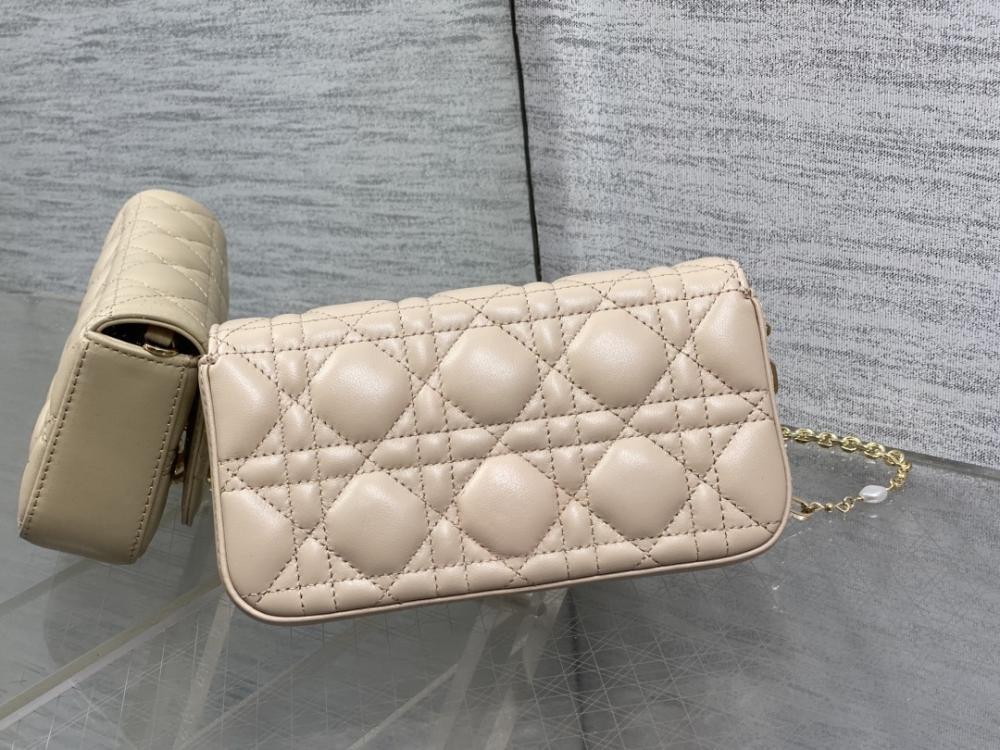 Elegant Top Handle Bag Style 574704416