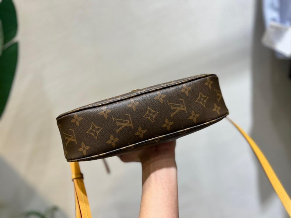Modern Elegant Bag 25x22x6cm