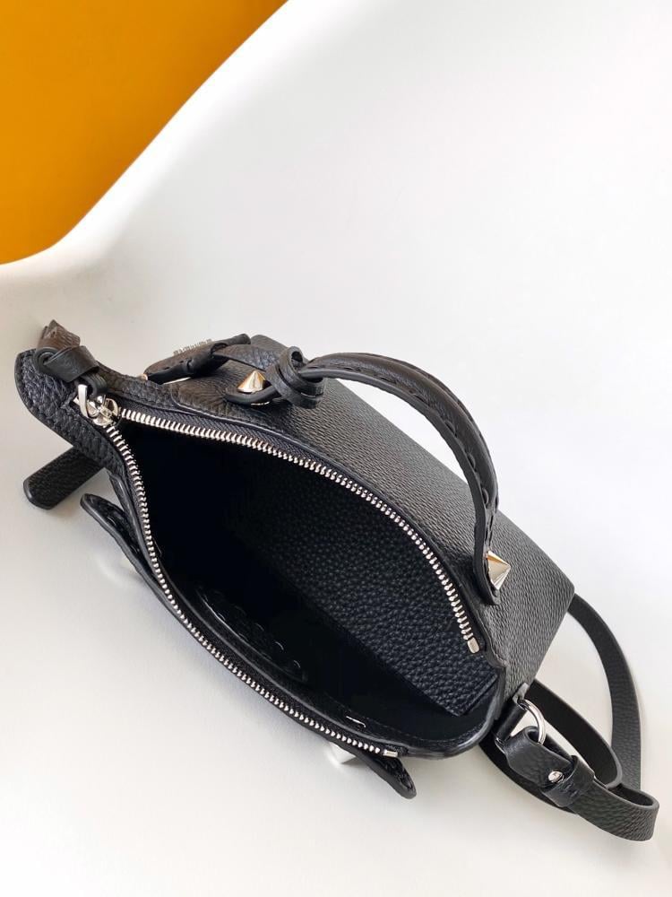 Top Handle Bag Style 390935313