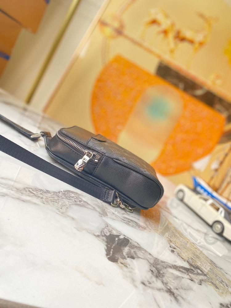 Stylish Refined Leather Shoulder Bag 13x21x5cm
