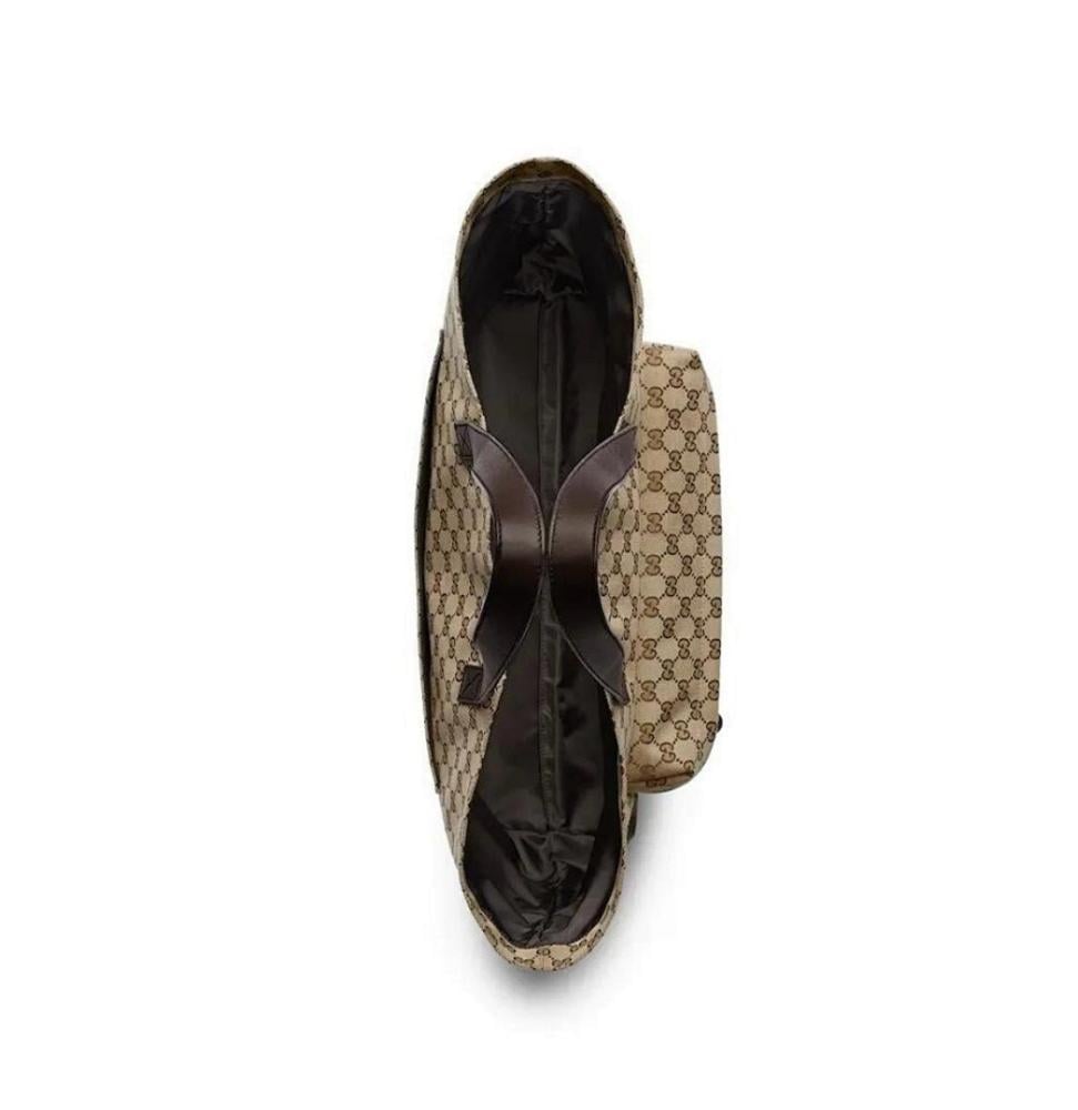 Elegant Refined Crossbody Bag 45x32x15cm