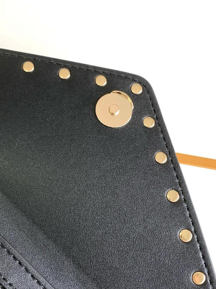 Classic Luxury Raffia Bag