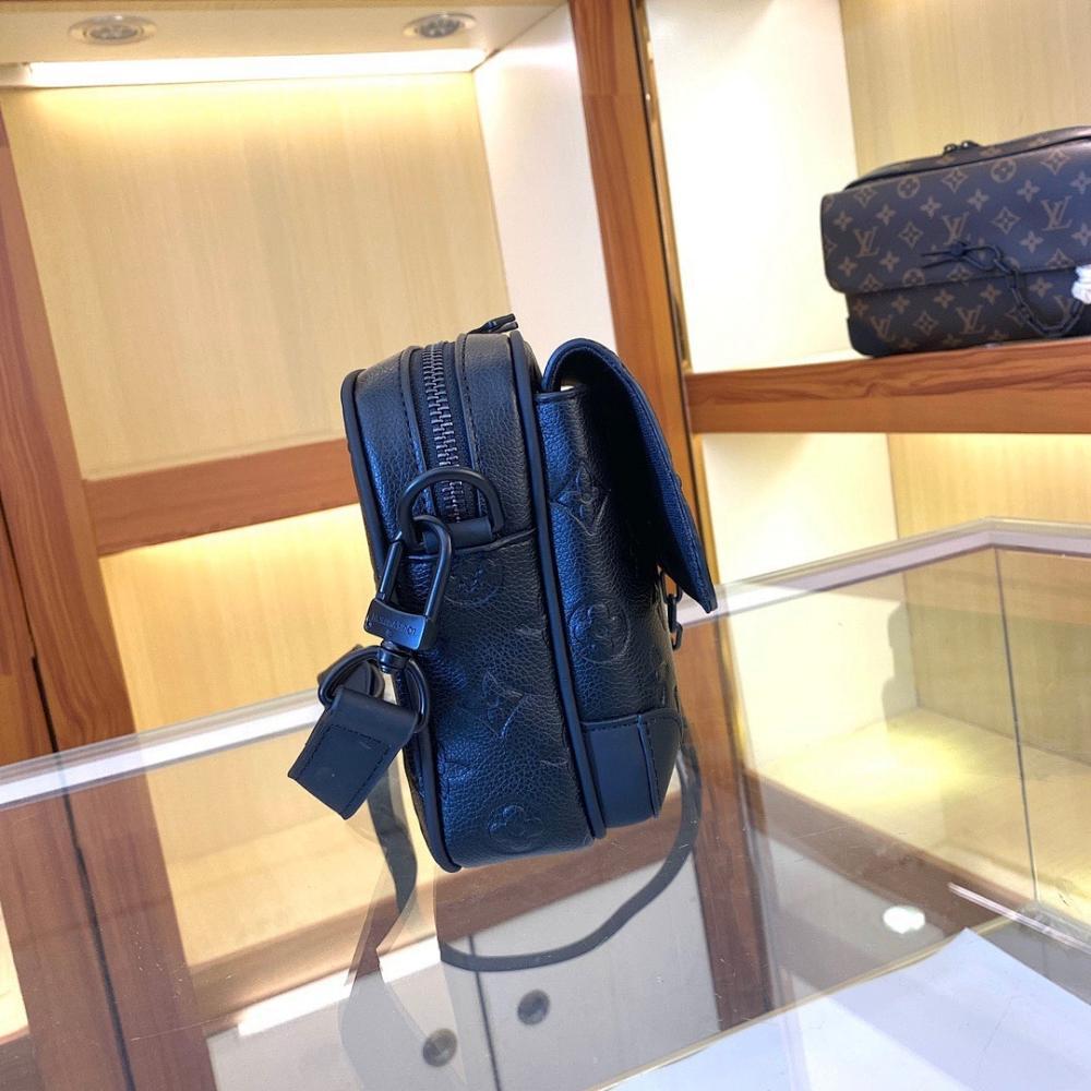 Stylish Leather Shoulder Bag 24x17x5cm