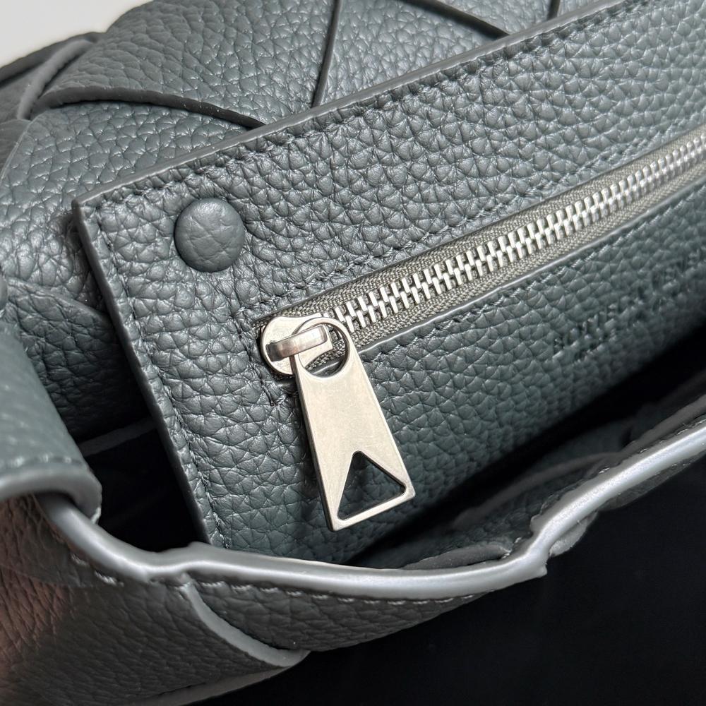 Elegant Leather Top Handle Bag Style 1413686055