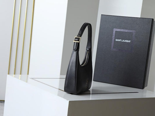 Stylish Lambskin Crossbody Bag 20x11x5cm