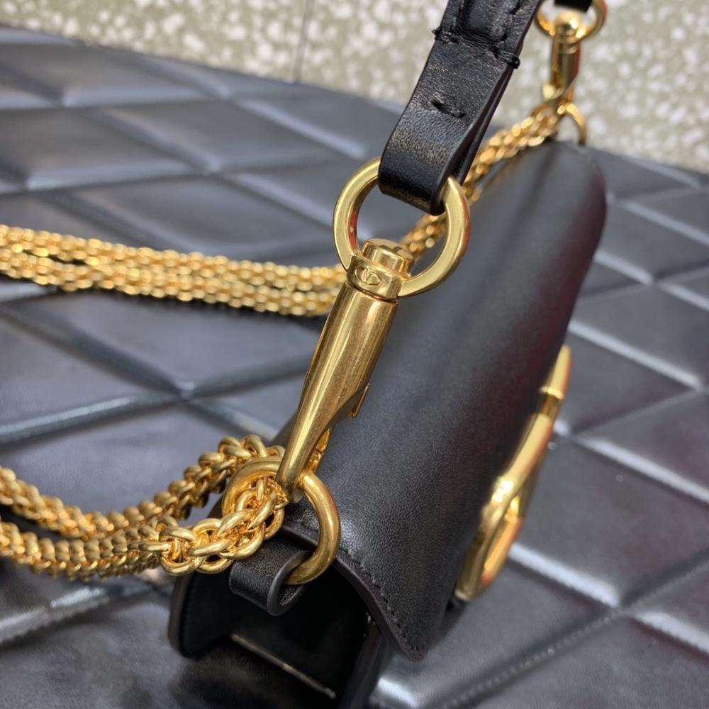 Top Handle Bag Style 16845300