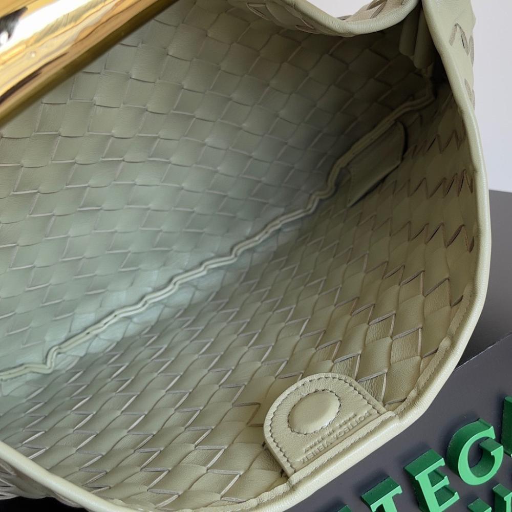 Stylish Woven Top Handle Bag