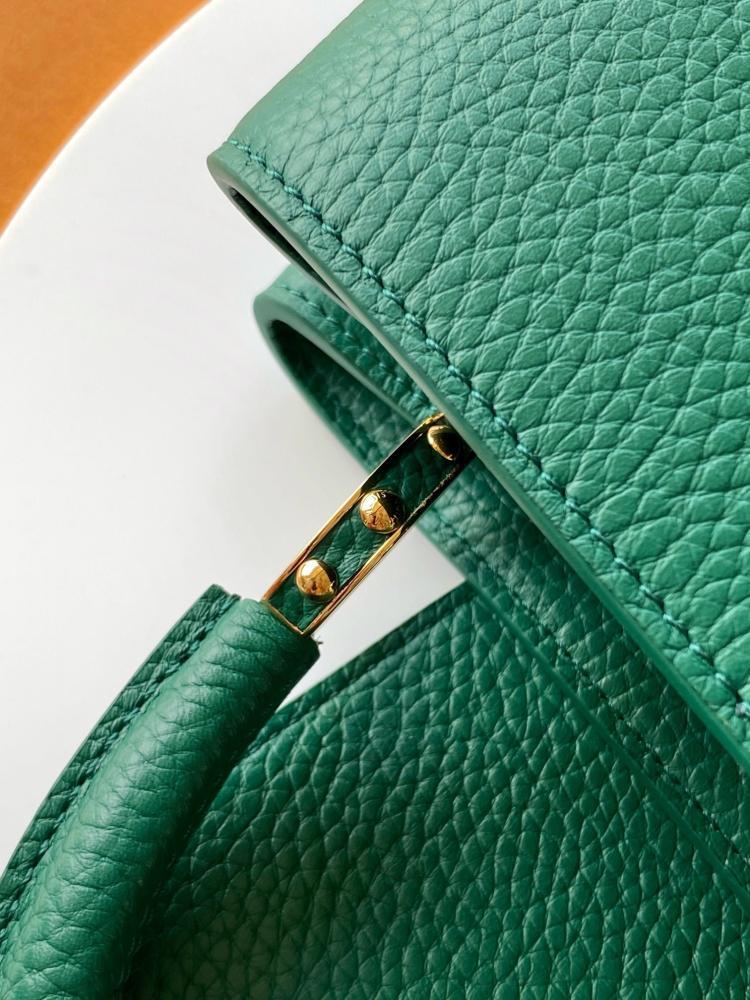 Leather Shoulder Bag Style 662269524