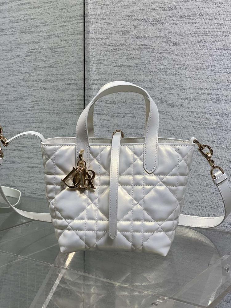 Calfskin Shoulder Bag Style 904105919
