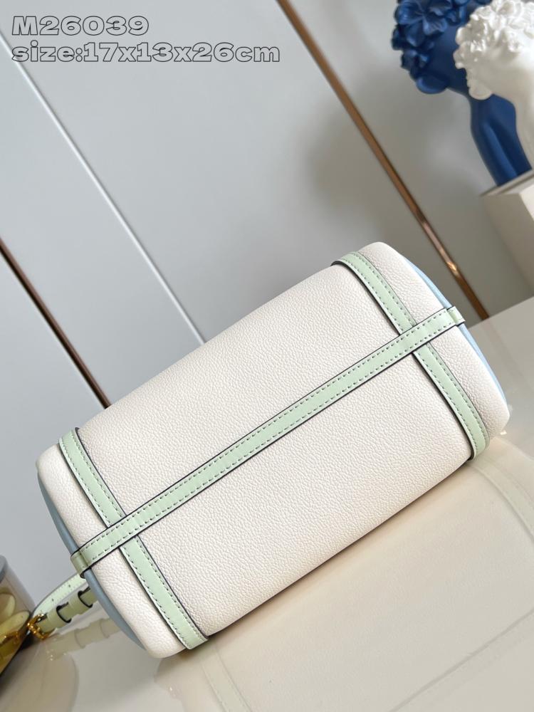 Classic Travel Bag Style 1460032511