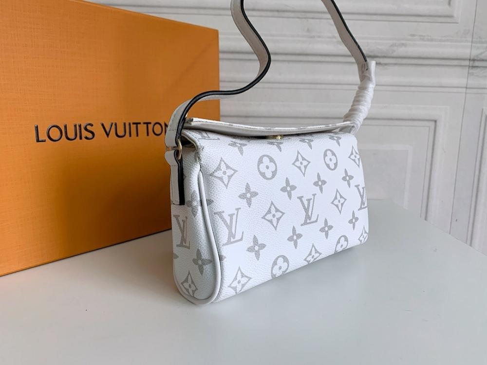 Stylish Calfskin Shoulder Bag 21x12x6cm
