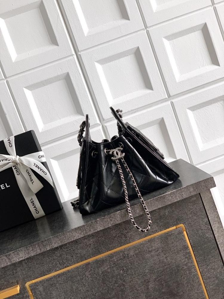 Leather Bucket Bag Style 51319649