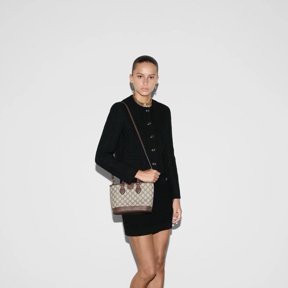 Modern Stylish Top Handle Bag 20x18x10cm