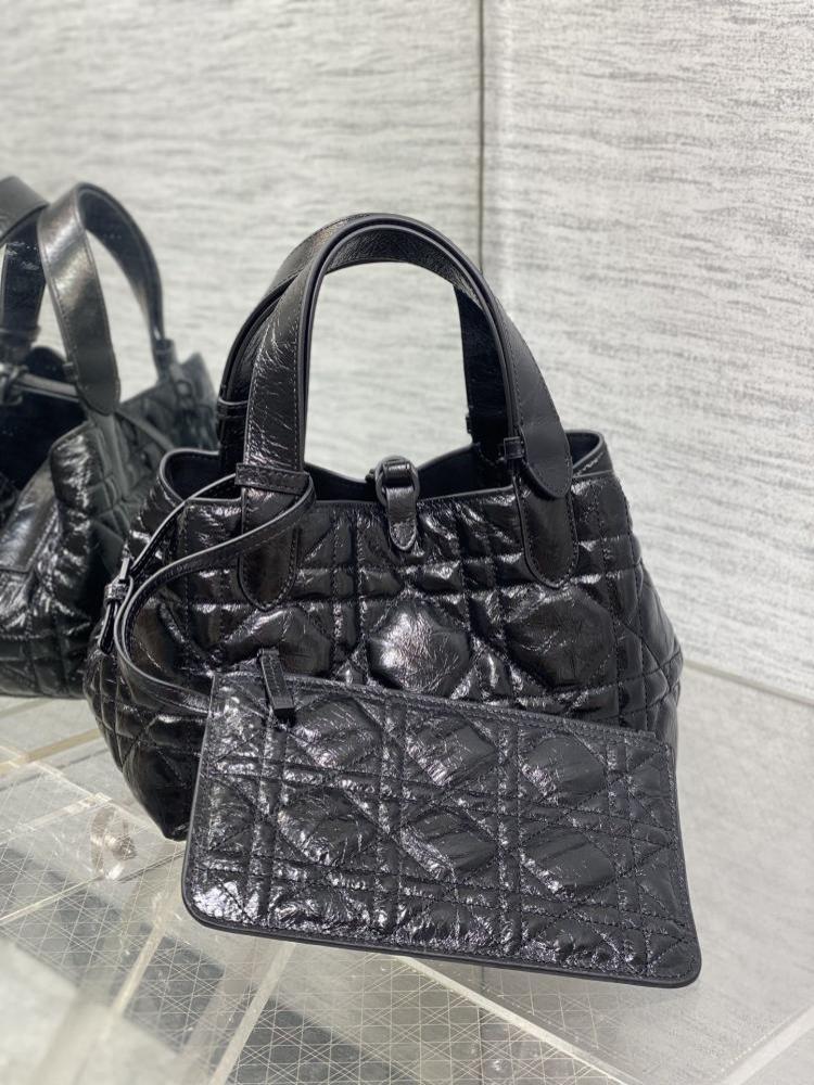 Top Handle Bag Style 143178986