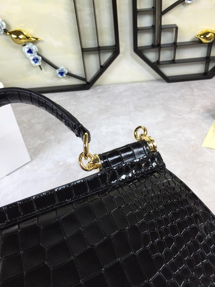 Modern Leather Crossbody Bag