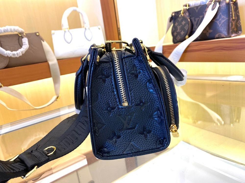 Luxury Stylish Jacquard Shoulder Bag 25x13x10cm