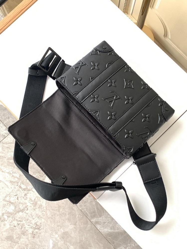 Modern Luxury Studded Leather Shoulder Bag