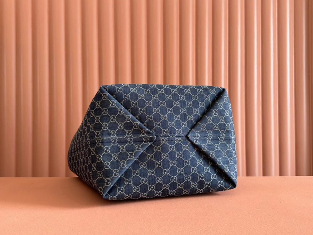 Stylish Refined Crossbody Bag 30.5x28x27cm