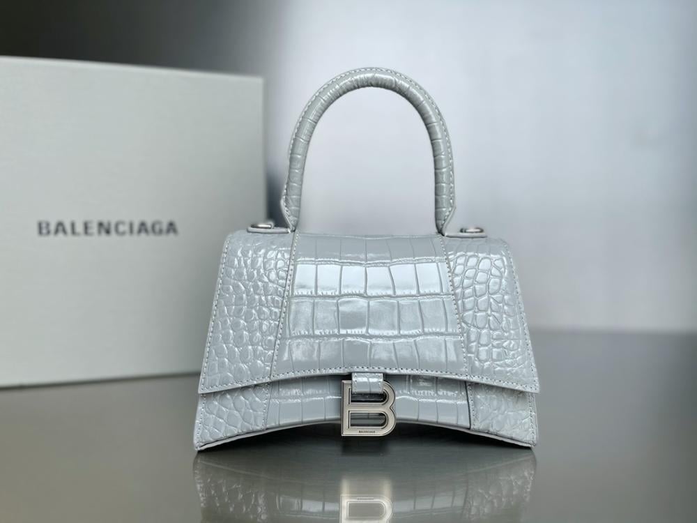Luxury Top Handle Bag Style 525620242