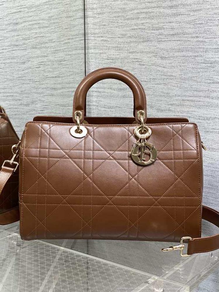 Leather Top Handle Bag Style 631250735