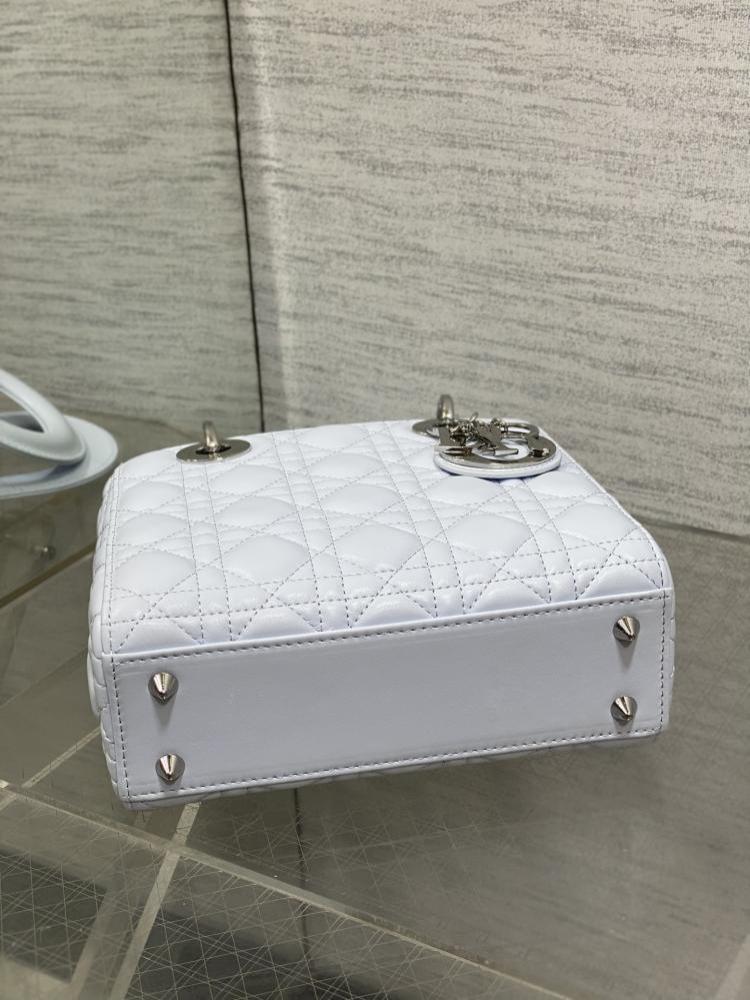 Luxury Top Handle Bag Style 1182370528