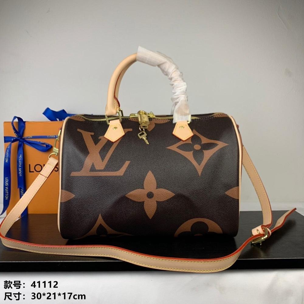 Modern Refined Shoulder Bag 30x21x17cm