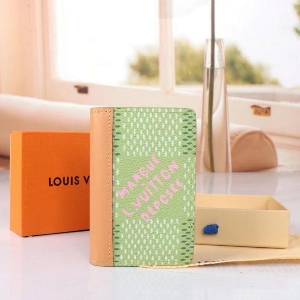 Stylish Refined Leather Wallet 11x8x1.5cm