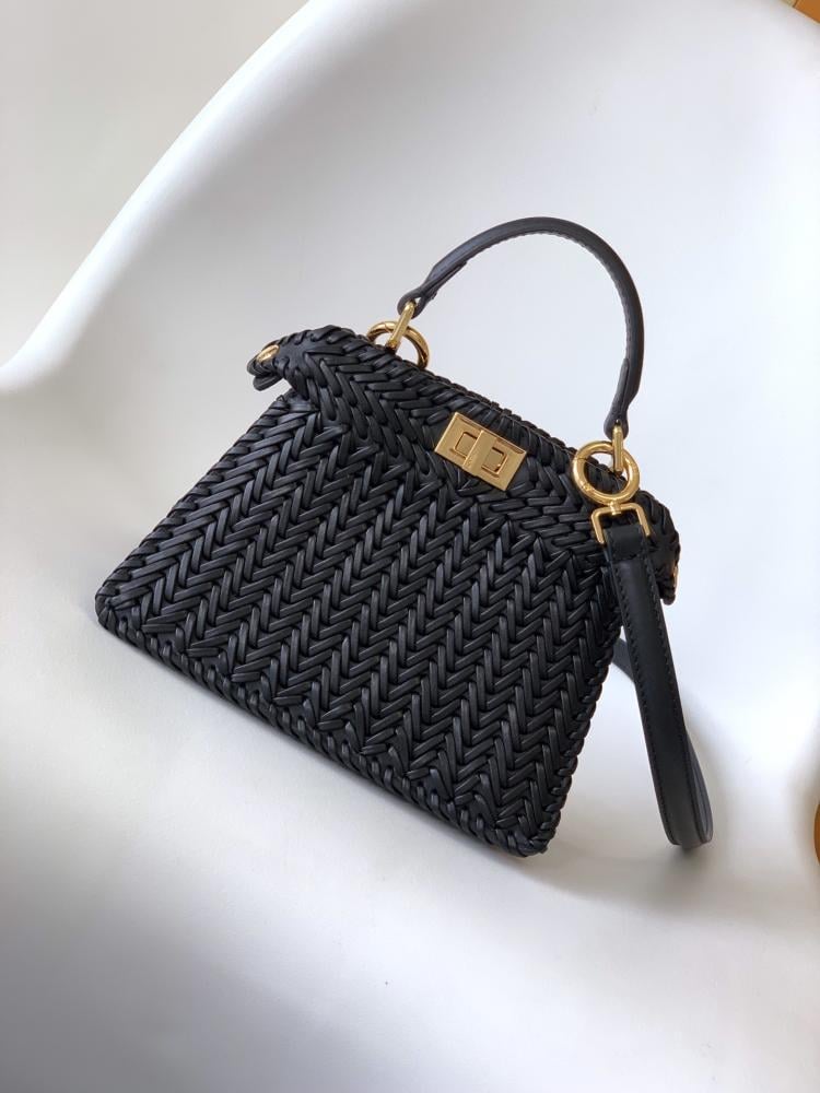 Top Handle Bag Style 126946319