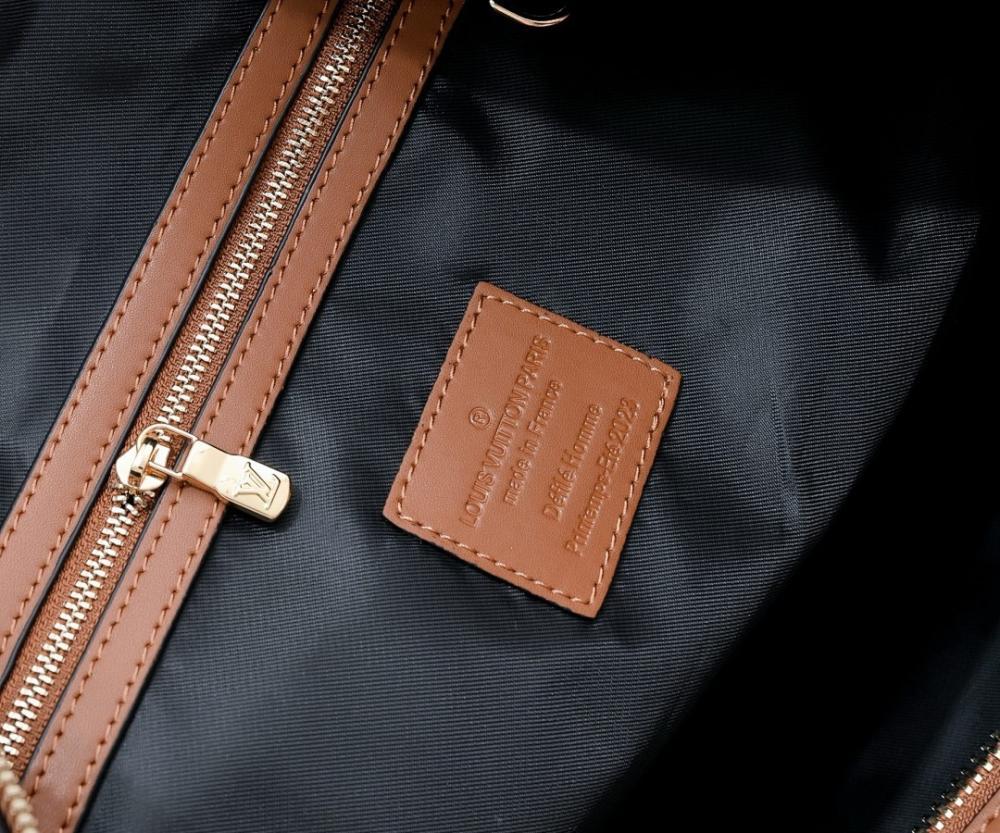 Stylish Refined Leather Crossbody Bag 50x29x23cm