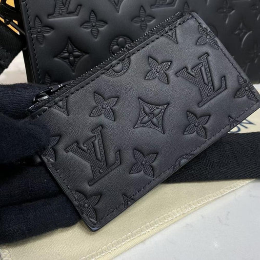 Classic Wallet 22x14.5x4.5cm