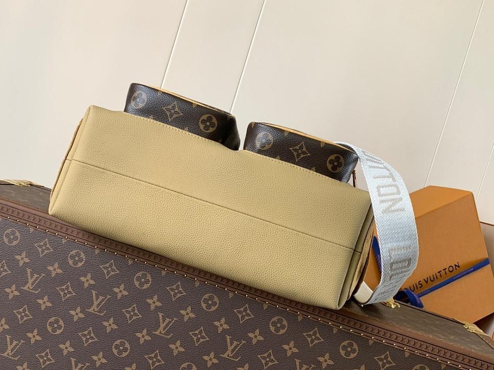 Alma Monogram Canvas Shoulder Bag 30x31x11cm Style 340084841