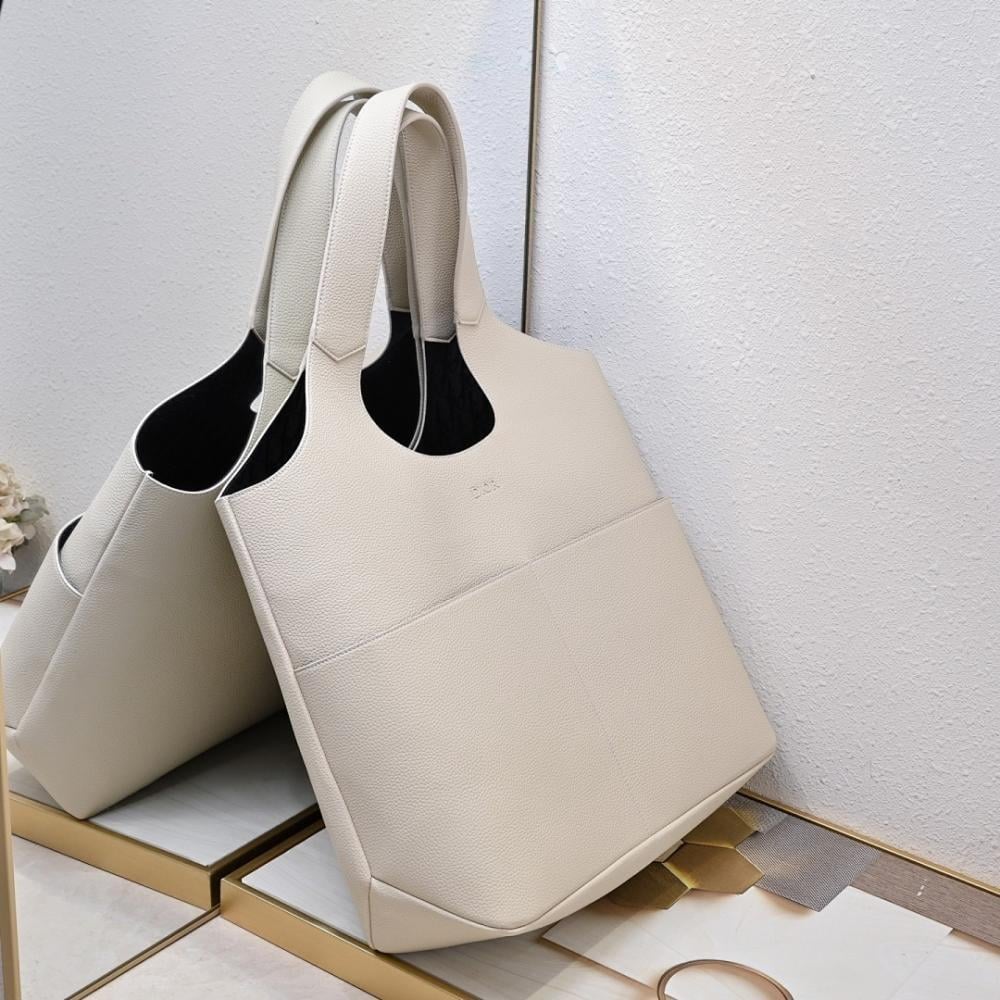 Luxury Quilted Leather Shoulder Bag 39.5x35x15cm