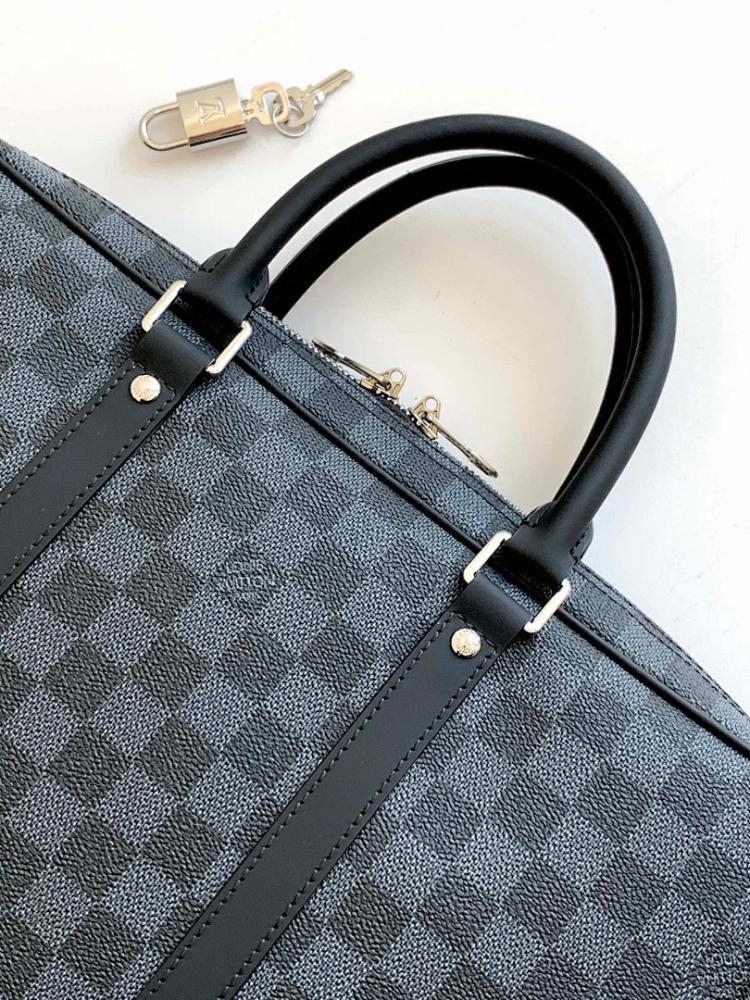Classic Leather Shoulder Bag 37x30x7cm