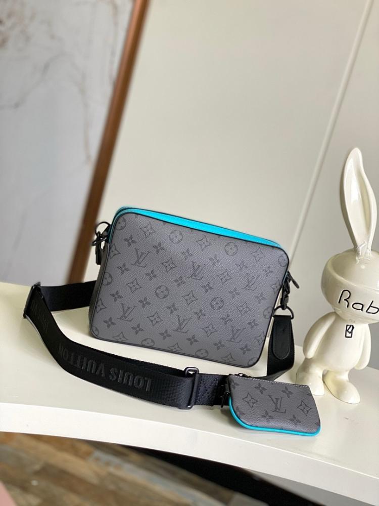 Modern Refined Shoulder Bag 25x18.5x7cm