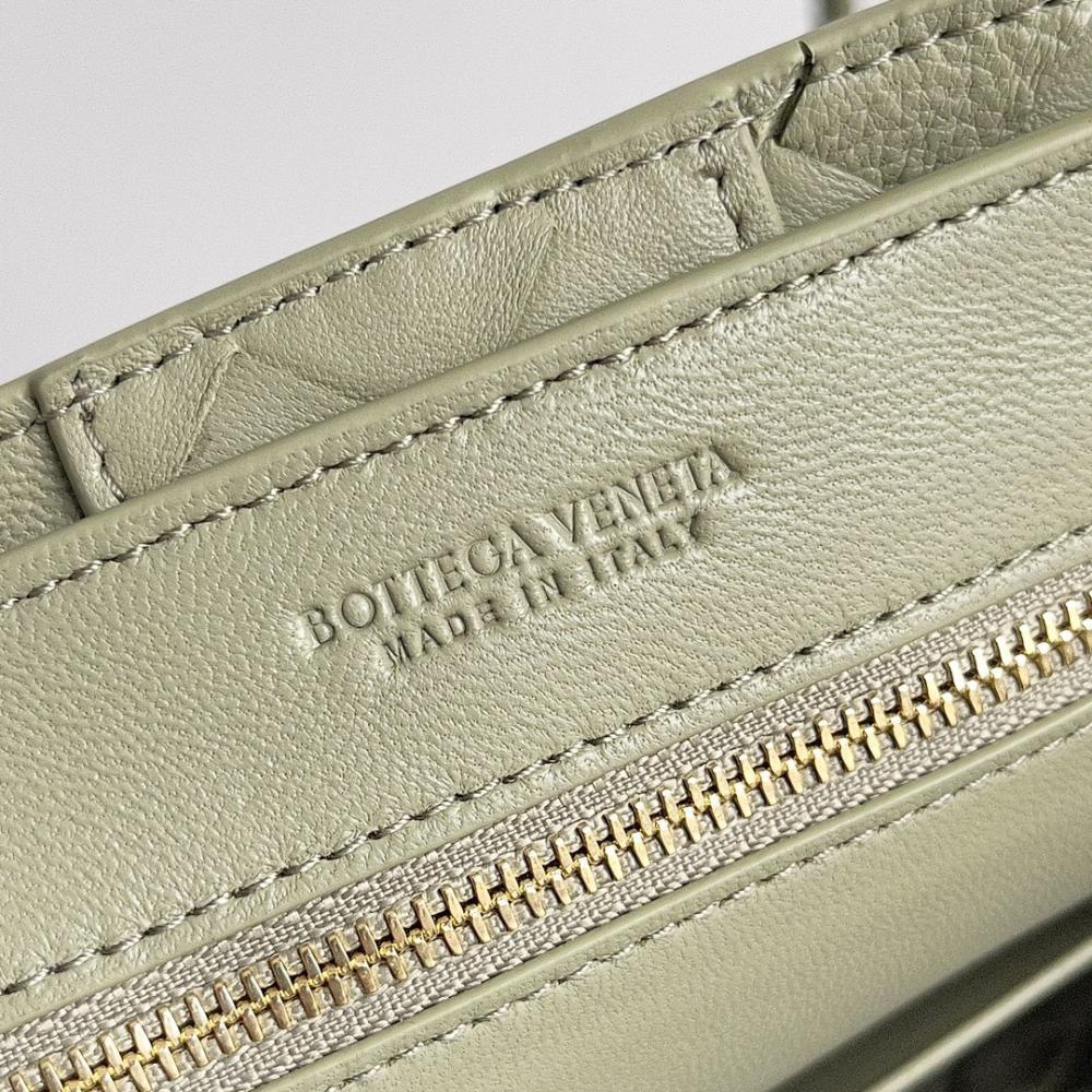 Classic Top Handle Bag Style 1906767604
