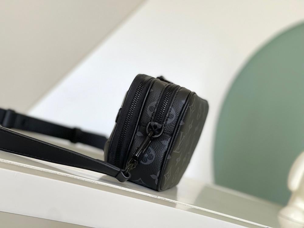 Modern Black Leather Shoulder Bag 11x18.5x6.5cm
