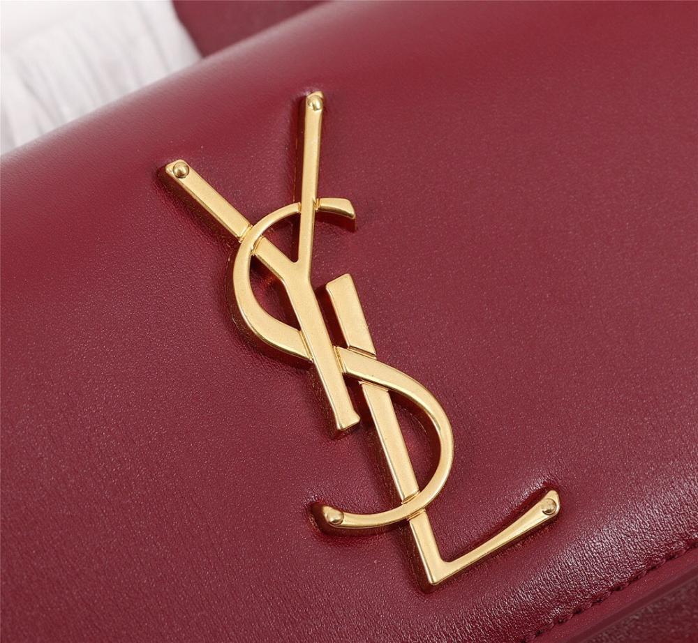 Elegant Leather Shoulder Bag