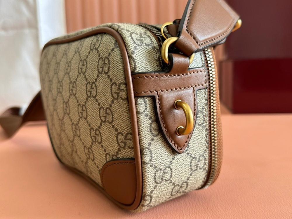 Modern Luxury Bag 19x12.5x7cm