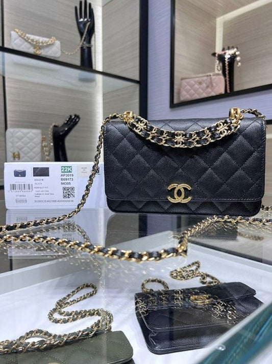 Classic Shoulder Bag Style 1032851538