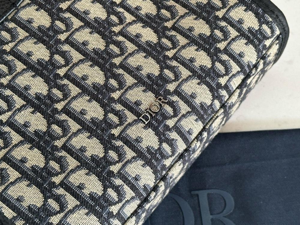 Elegant Stylish Black Printed Leather Shoulder Bag Black/Beige 21x23.5x7.5cm