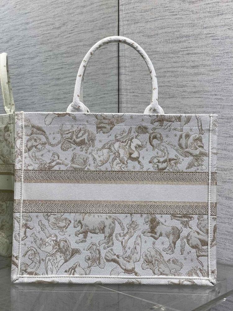 Embroidered Tote Bag Style 209653966