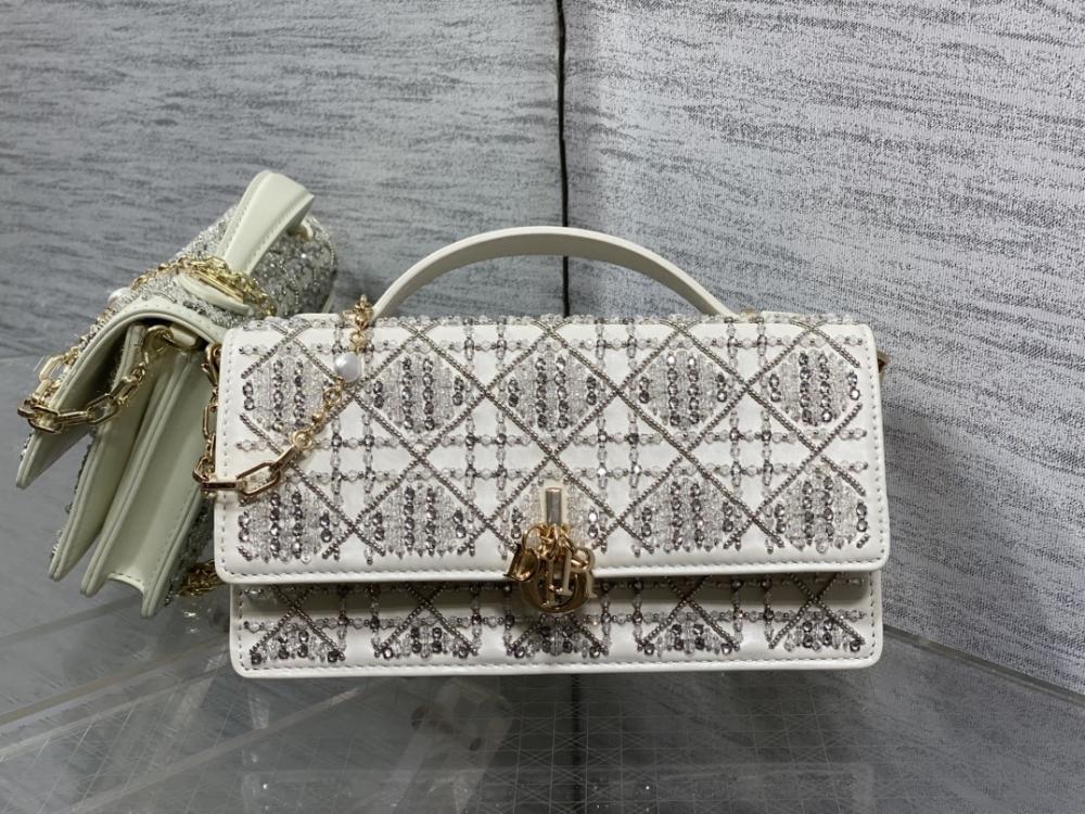 Wallet Style 505855113