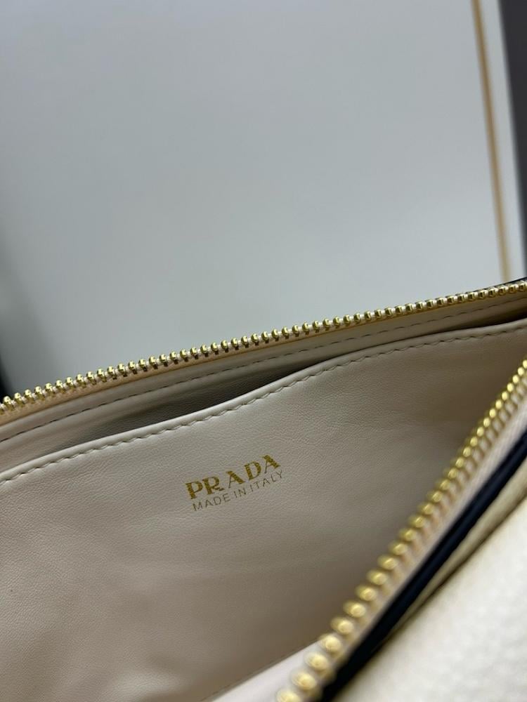 Italian-Inspired Luxury Leather Shoulder Bag 26x14x9cm