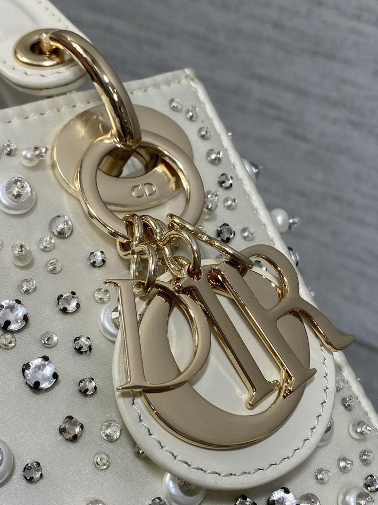 Classic Top Handle Bag Style 609195687