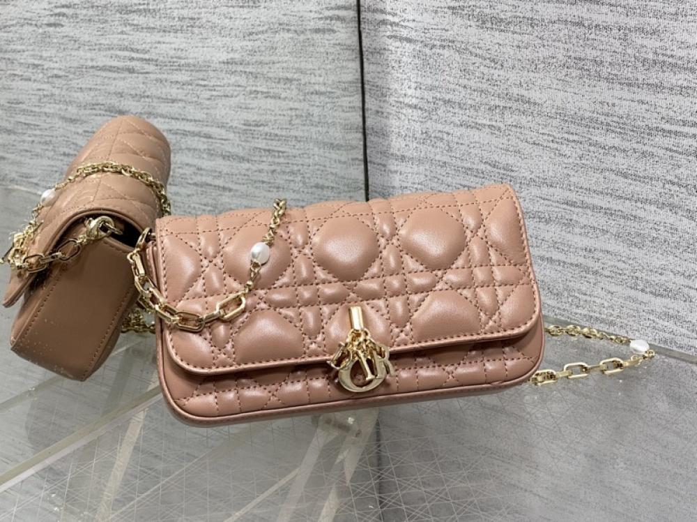 Top Handle Bag Style 545266289