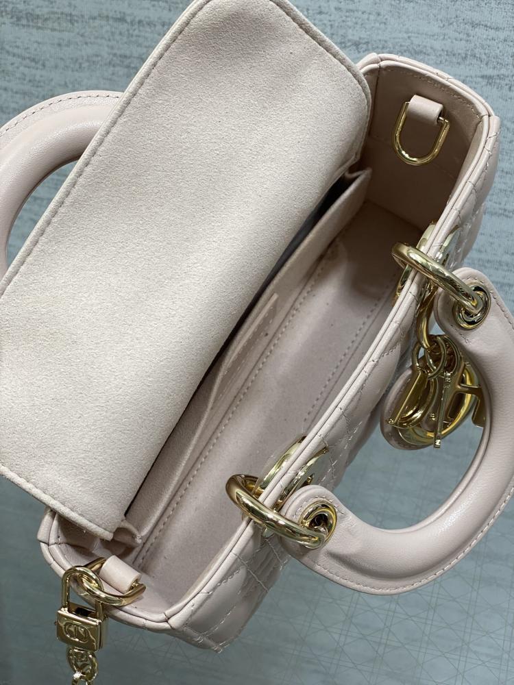 Top Handle Bag Style 910039568