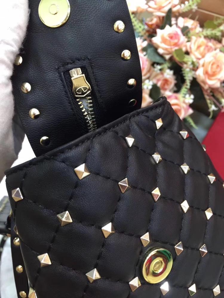 Top Handle Bag Style 1920038078