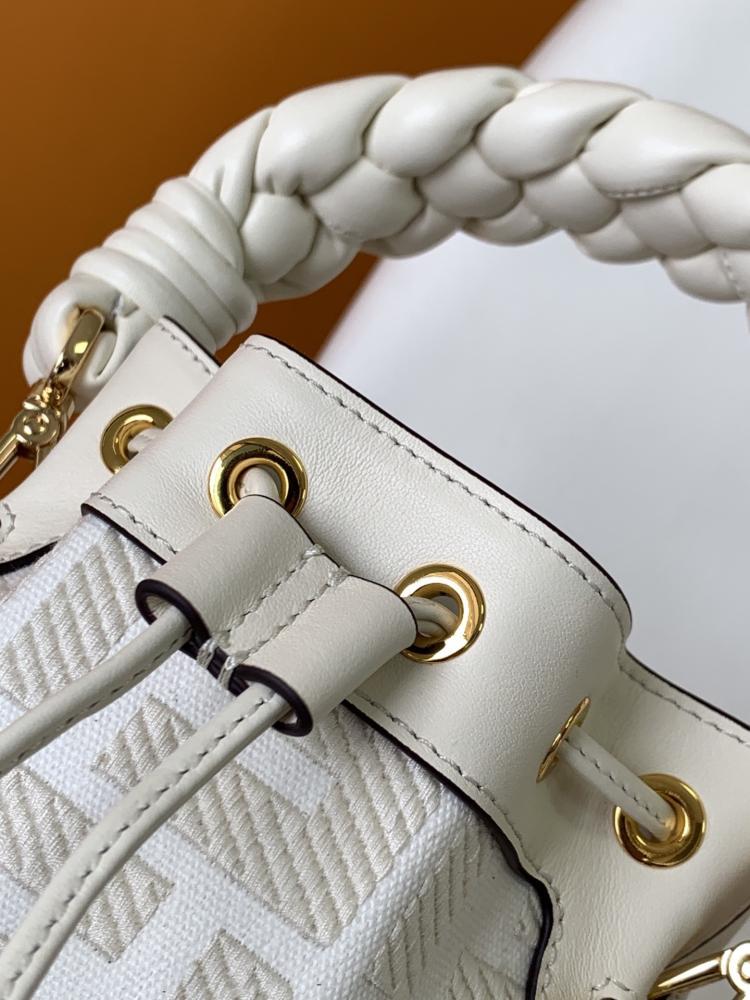 Embroidered Bucket Bag Style 568270558