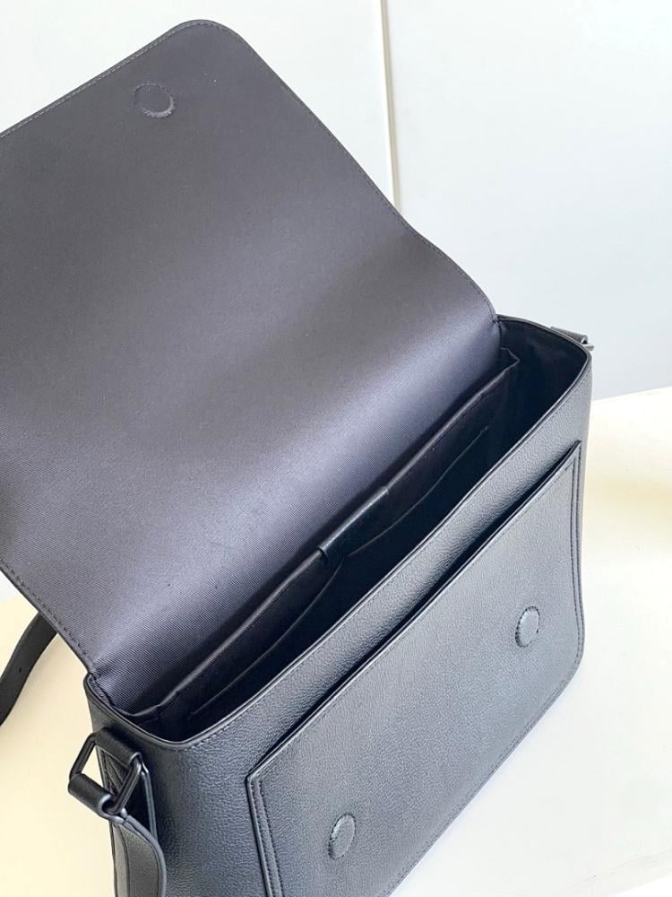 Luxury Elegant Leather Shoulder Bag 33x29x12cm
